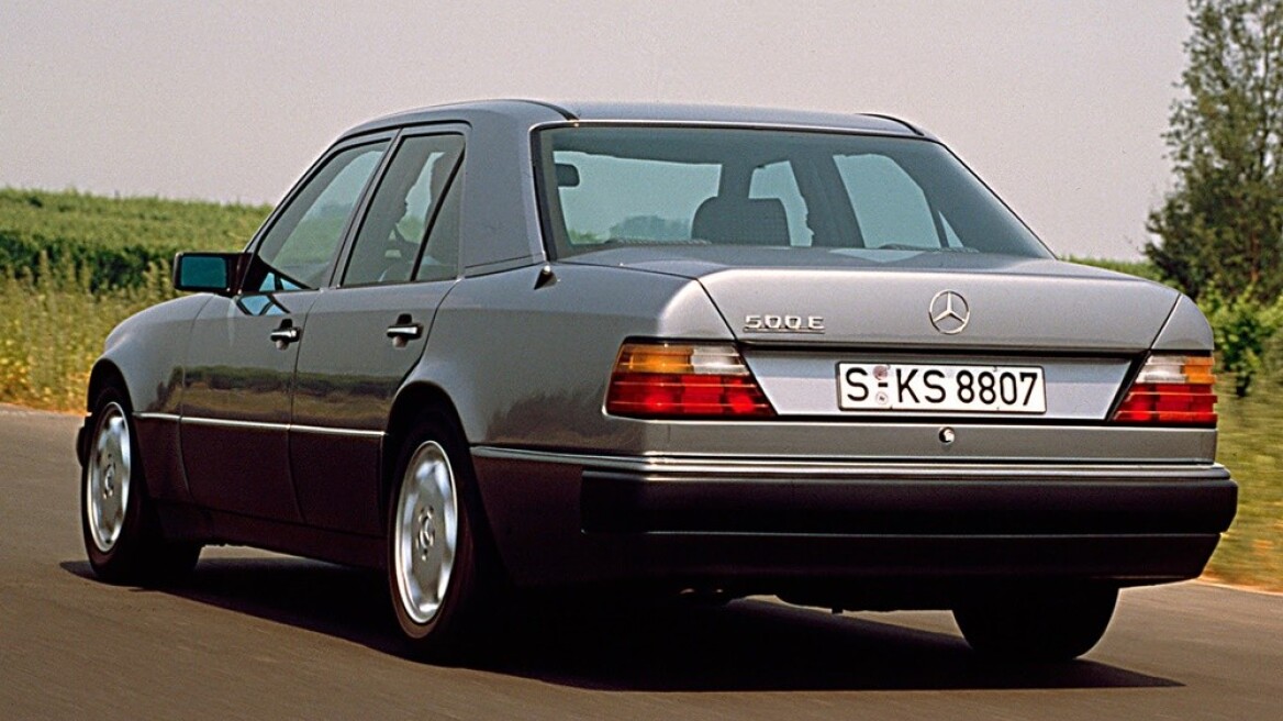 Η Porsche βοήθησε στην κατασκευή της Mercedes-Benz 500 E