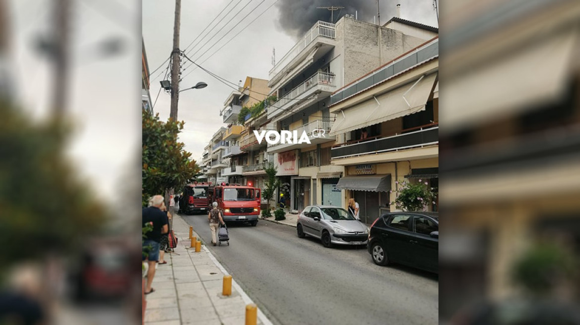 Θεσσαλονίκη: Νεκρός ο άνδρας που έβαλε φωτιά στο σπίτι του και απειλούσε να αυτοκτονήσει