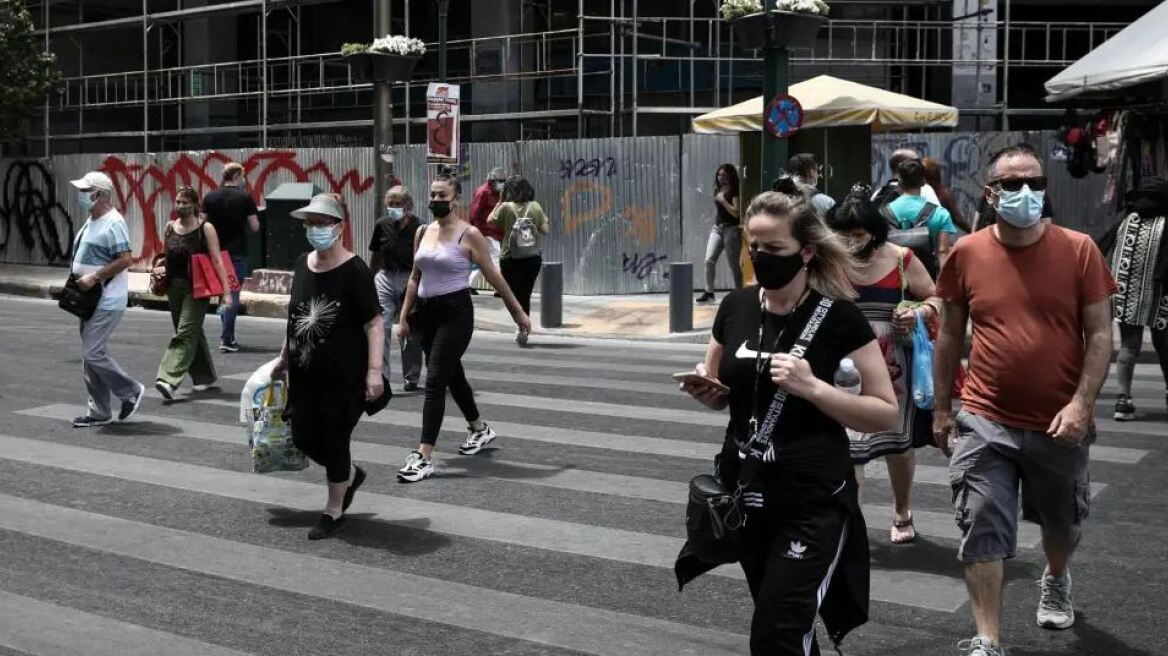 Κορωνοϊός - Παπαευαγγέλου: Να παραμείνει η μάσκα όπου υπάρχει συνωστισμός - Ανοιχτό το ενδεχόμενο νέων μέτρων