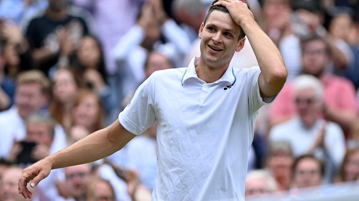 Έκπληξη μεγατόνων στο Wimbledon: Ο Μυθικός Χούρκατς άφησε εκτός ημιτελικών τον Φέντερερ!