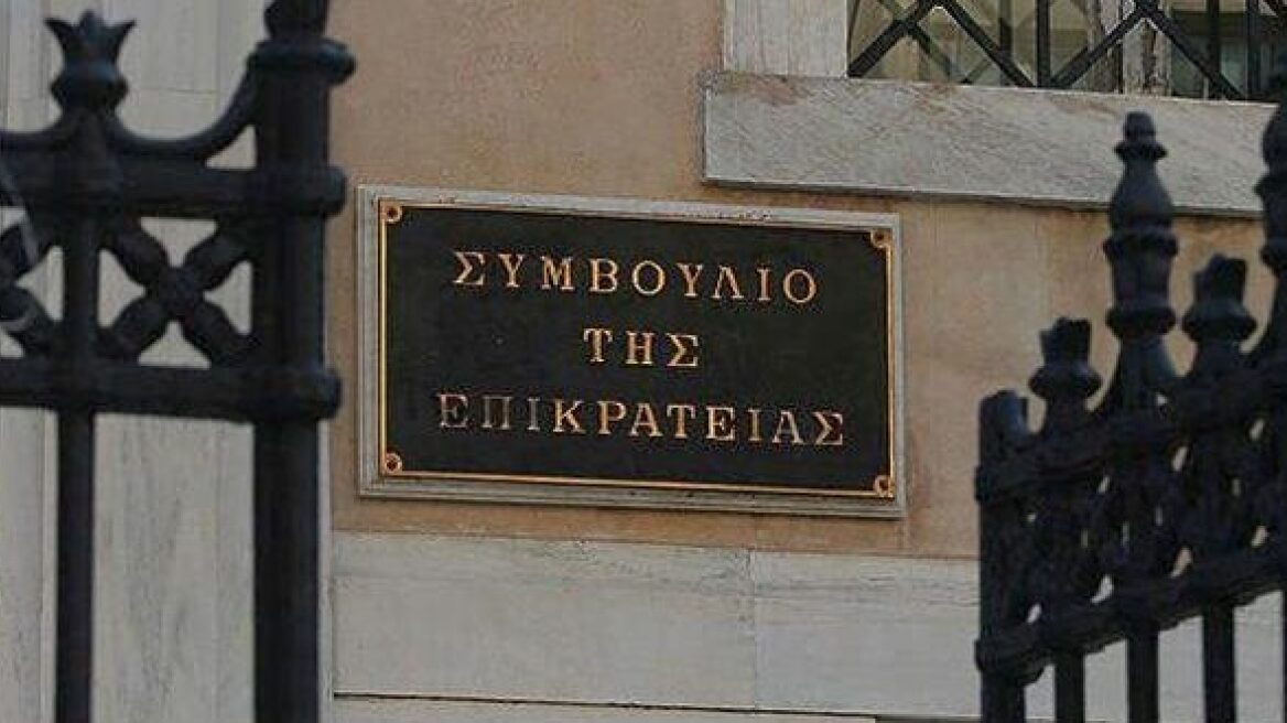 Κρίνονται στην Ολομέλεια του ΣτΕ η υποχρεωτικότητα των εμβολιασμών και τα self test στο νοσηλευτικό προσωπικό