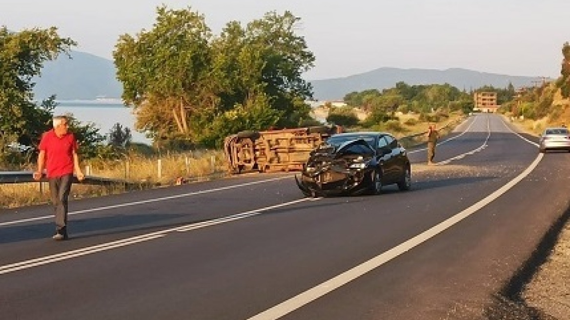 Θεσσαλονίκη: Νεκρός 49χρονος οδηγός φορτηγού μετά τη σύγκρουση με άλλο ΙΧ