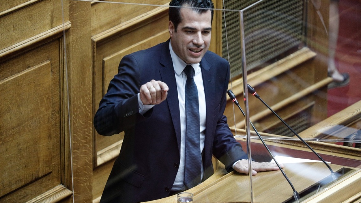 Θάνος Πλεύρης: Άρση αναστολής για όσους υγειονομικούς εμβολιαστούν από εδώ και στο εξής