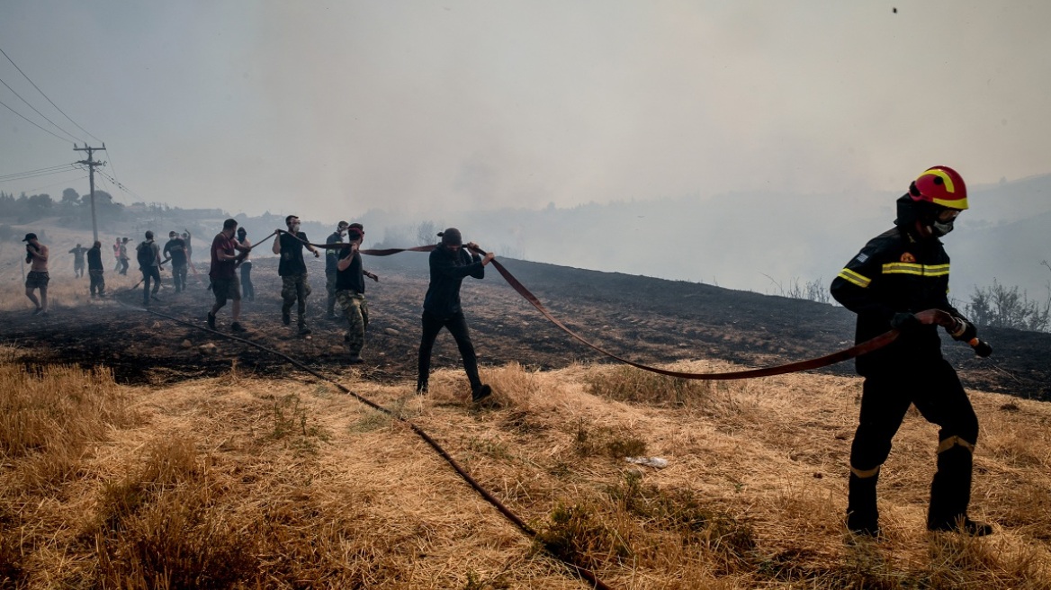 Φωτιές: Τραυματίστηκε 32χρονος Ισραηλινός πυροσβέστης στις Αφίδνες