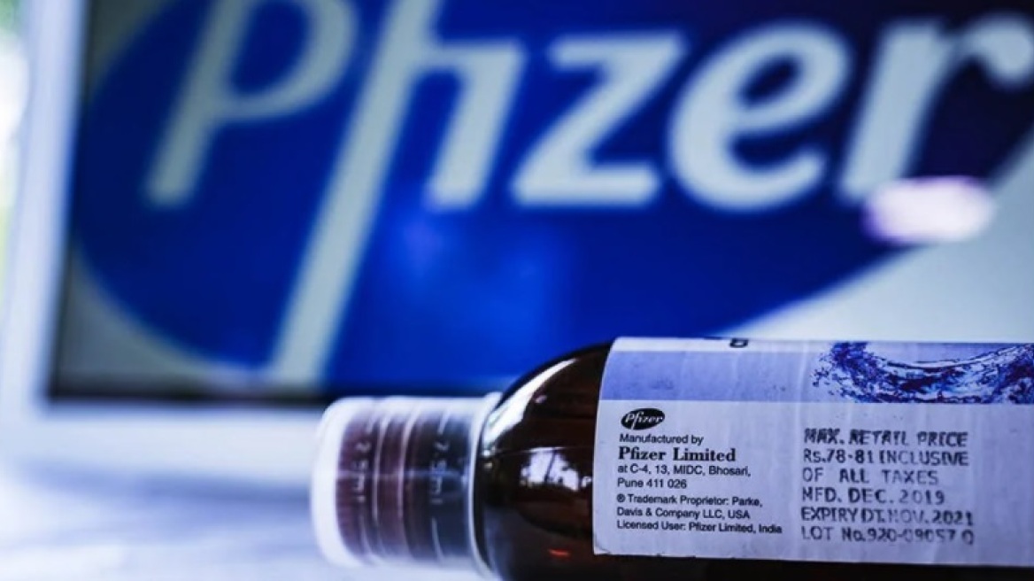 Εμβόλιο Pfizer: Ντόμινο υποχρεωτικών εμβολιασμών στις ΗΠΑ μετά την πλήρη έγκριση του FDA