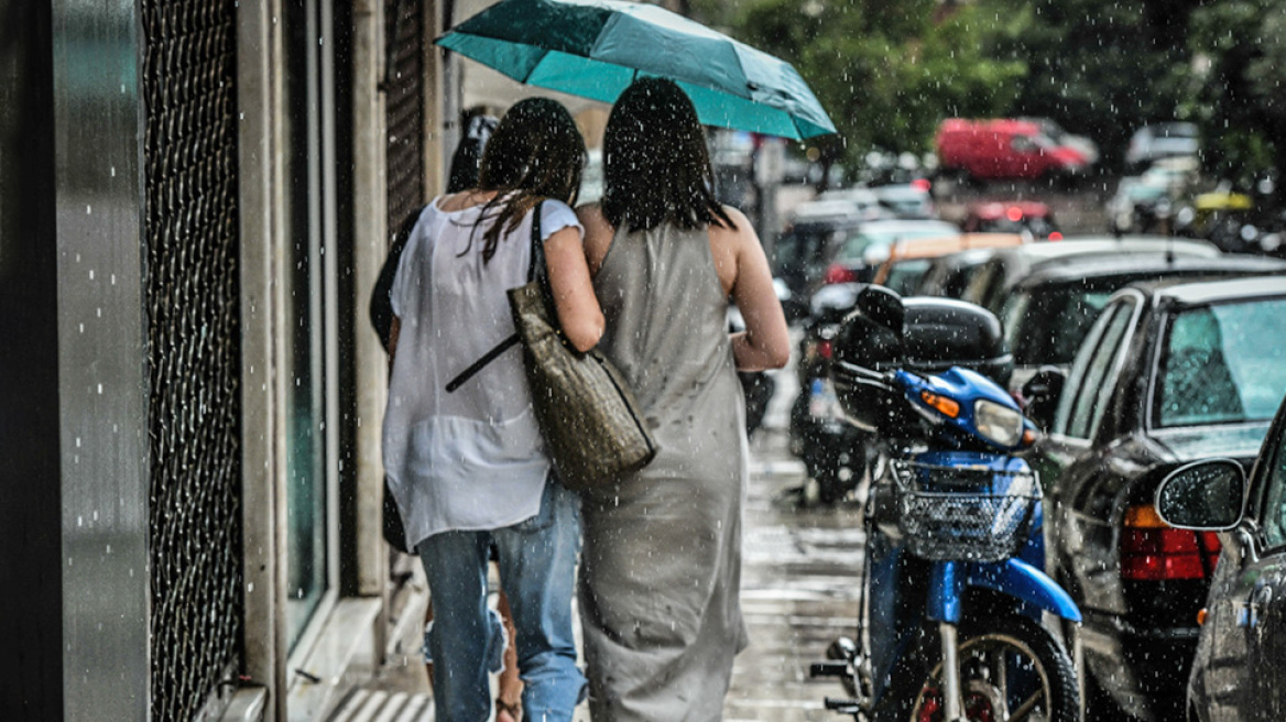 Καιρός: Τοπικές βροχές και καταιγίδες σήμερα - Δείτε πού θα εκδηλωθούν