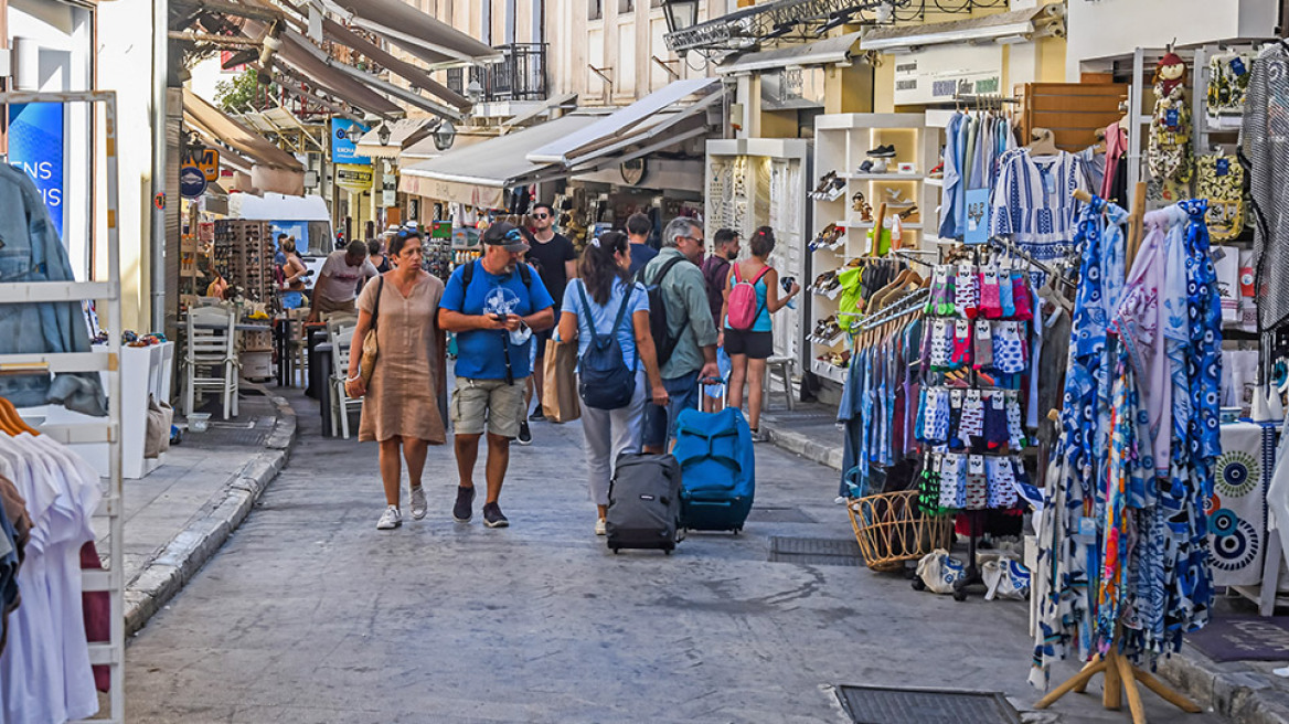 Στα 2.871 τα νέα κρούσματα - Ανεμβολίαστο το 92% των διασωληνωμένων