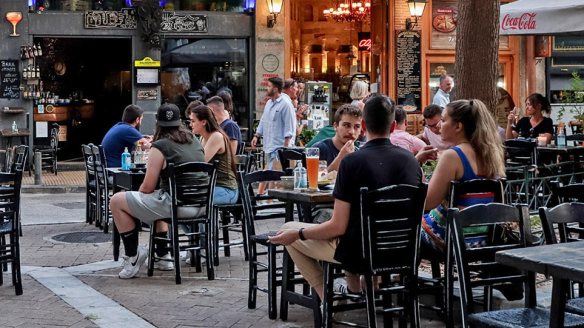 Αστυνομικοί στην Κοζάνη πήγαν για έλεγχο και ο εστιάτορας απαίτησε να δει το... πιστοποιητικό εμβολιασμού