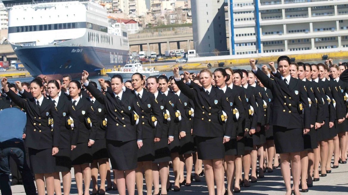 ΣτΕ: Αντισυνταγματικό το ελάχιστο ανάστημα 1,65 μ. για την είσοδο των γυναικών στις Στρατιωτικές Σχολές