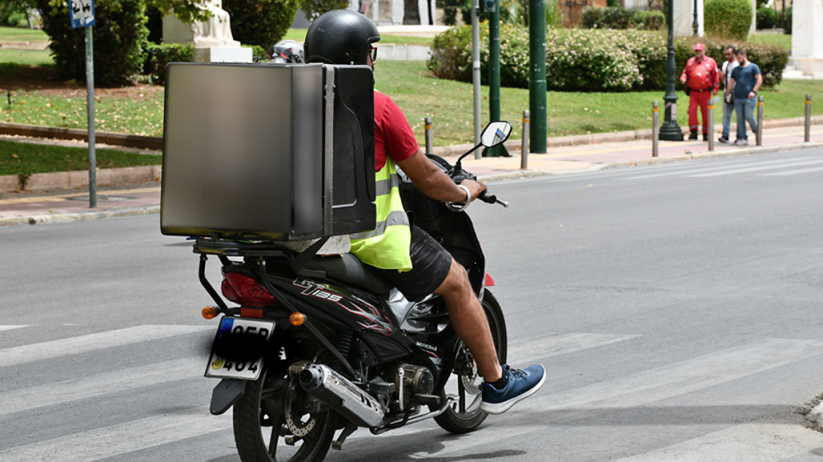 Υπουργείο Εργασίας: Σαρωτικοί έλεγχοι στις πλατφόρμες delivery για τον σεβασμό των δικαιωμάτων των διανομέων