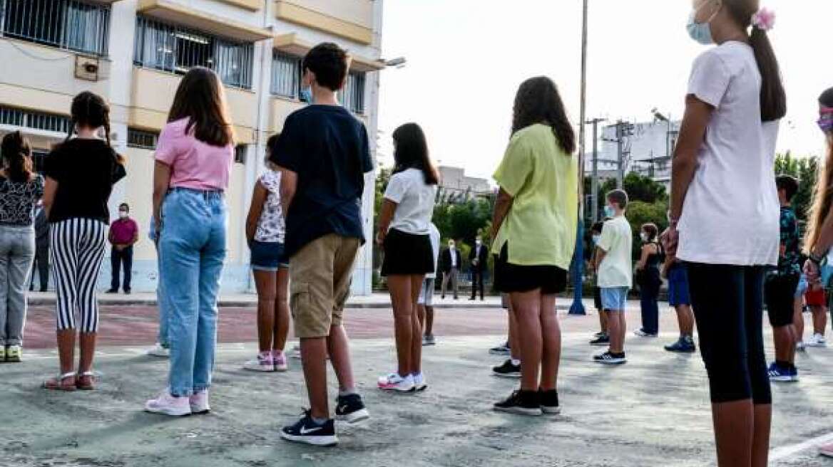 Θεοδωρίδου - Παπαευαγγέλου απαντούν για τον εμβολιασμό των παιδιών - Στείλτε την ερώτησή σας