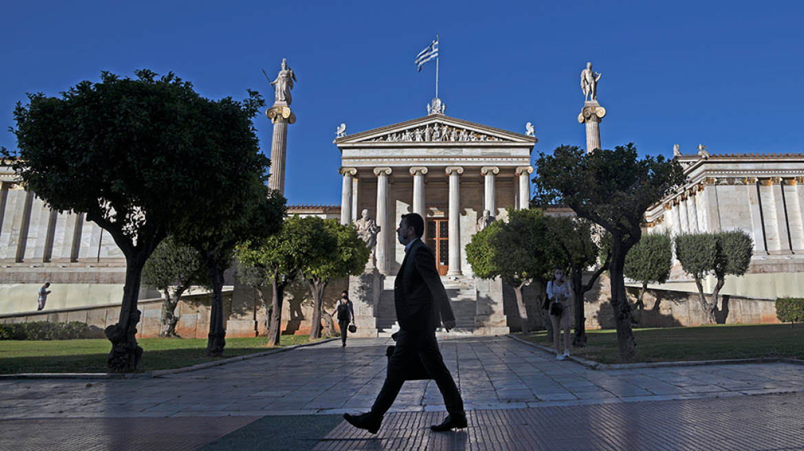 Κορωνοϊός - Σκέρτσος: Εμβόλια και τεστ ρίχνουν τα κρούσματα - Τι δείχνουν οι αριθμοί για την πορεία της πανδημίας