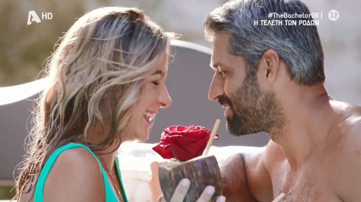 The Bachelor: Ενώ οι κοπέλες στην βίλα γράφουν στίχους για τον Αλέξη, η Ιωάννα φαντάζεται ήδη τον γάμο τους