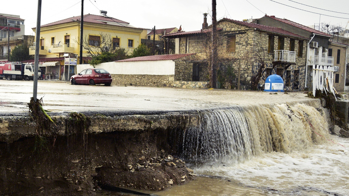 Κακοκαιρία: Συναγερμός για τις  δέκα περιοχές που κινδυνεύουν περισσότερο από τις πλημμύρες - Δείτε ποιες είναι