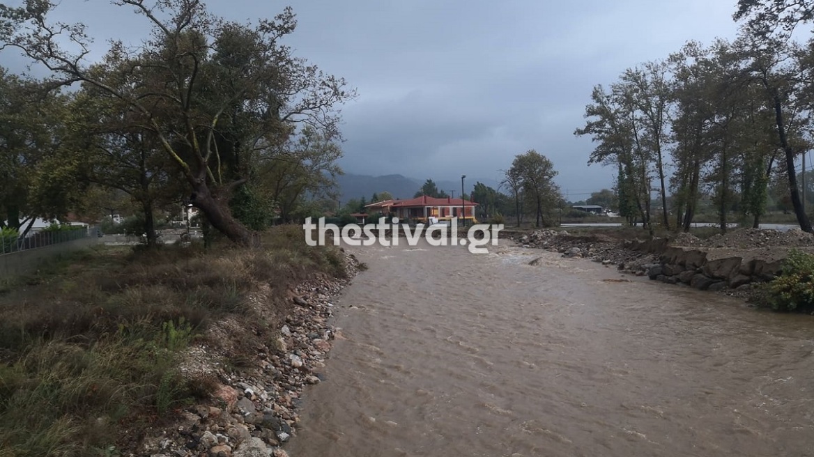 Νέο μήνυμα από το 112 σε Θεσσαλονίκη και Χαλκιδική λόγω κακοκαιρίας - «Αποφύγετε τις μετακινήσεις»