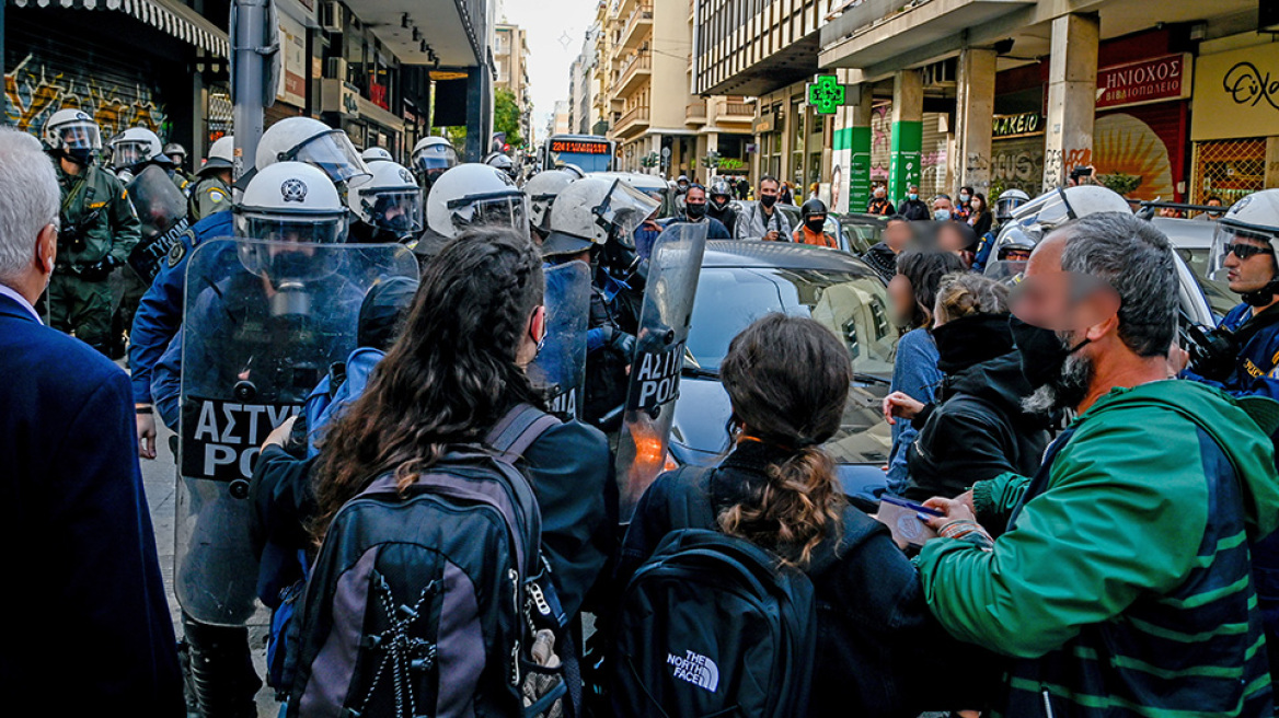 Επεισόδια με χημικά και προσαγωγές στα Εξάρχεια