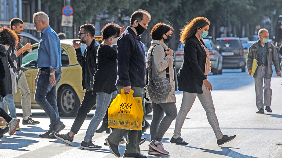 Κορωνοϊός: «Σαρώνει» τη χώρα από τη Βόρεια Ελλάδα έως την Πελοπόννησο, τρομάζουν οι 480 νέες νοσηλείες σε μία ημέρα