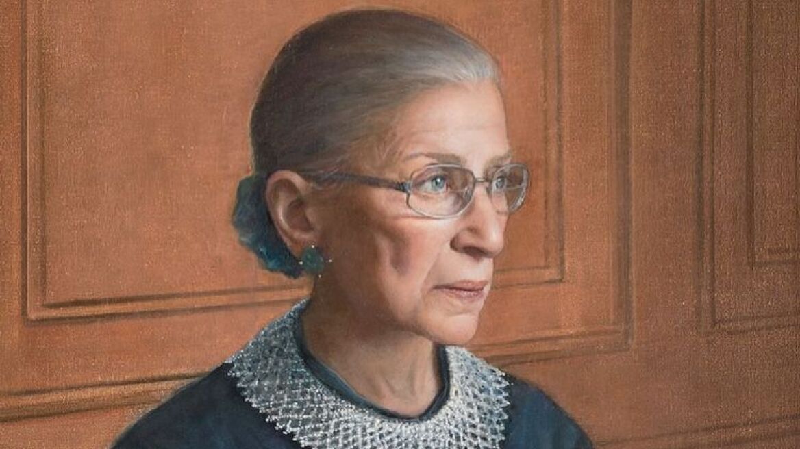 Το βιβλίο της εμβληματικής Ruth Bader Ginsburg με πρόλογο από την Κατερίνα Σακελλαροπούλου