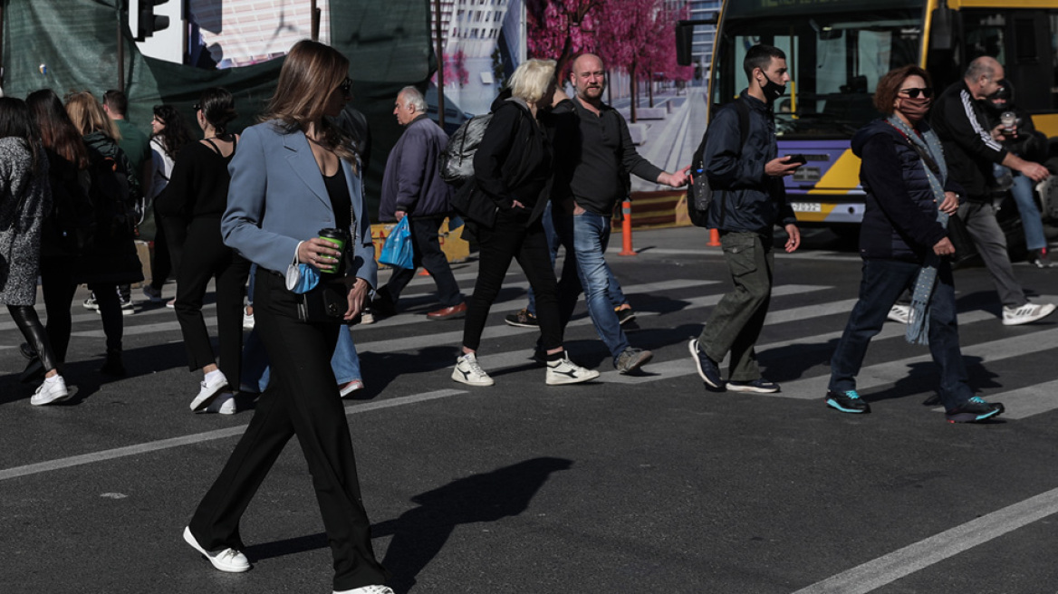 Κορωνοϊός: Αυξάνονται τα κρούσματα στα παιδιά, «φουντώνει» η πανδημία στα αστικά κέντρα