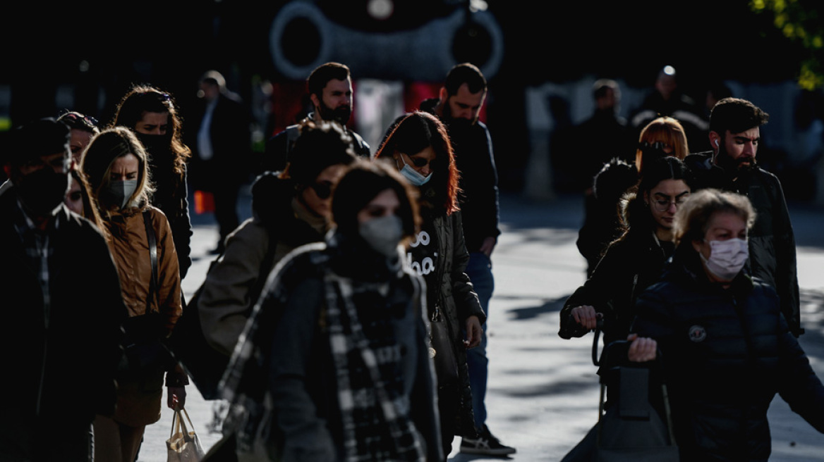 Κορωνοϊός: Στον «αστερισμό» της Omicron η χώρα, όμως η μετάλλαξη Δέλτα «θερίζει» δέκα περιοχές με χαμηλή εμβολιαστική κάλυψη