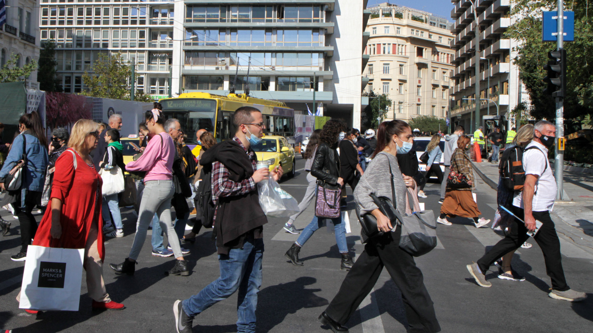 Μειώνεται διαρκώς ο πληθυσμός της Ελλάδας - Τι δείχνουν τα στοιχεία για την πενταετία 2014-2019