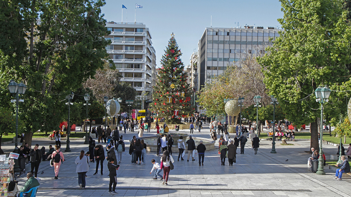 Τείχος προστασίας από την «Όμικρον» και με νέα μέτρα αν χρειαστεί – Όλα στο τραπέζι εκτός από το lockdown, λέει ο Πλεύρης