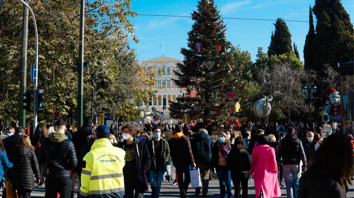 Κορωνοϊός: Νέα «έκρηξη» με 40.560 κρούσματα, 17.000 στην Αττική - Στους 76 οι θάνατοι