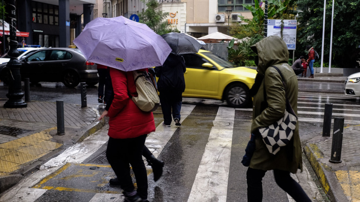 «Χαλάει» την Παρασκευή ο καιρός - Πού θα εκδηλωθούν βροχές και καταιγίδες