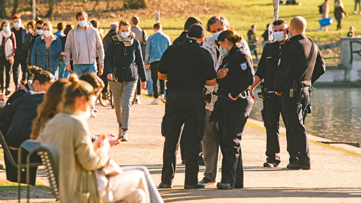 Τα αυστηρά lockdown δεν αποτελούν πλέον εργαλείο περιορισμού του κορωνοϊού 