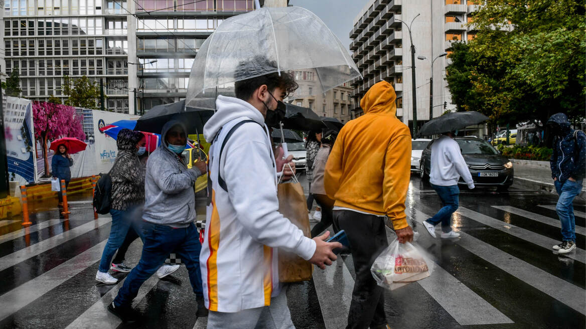 Κορωνοϊός: Στα 32.694 τα νέα κρούσματα, τα 12.920 στην Αττική