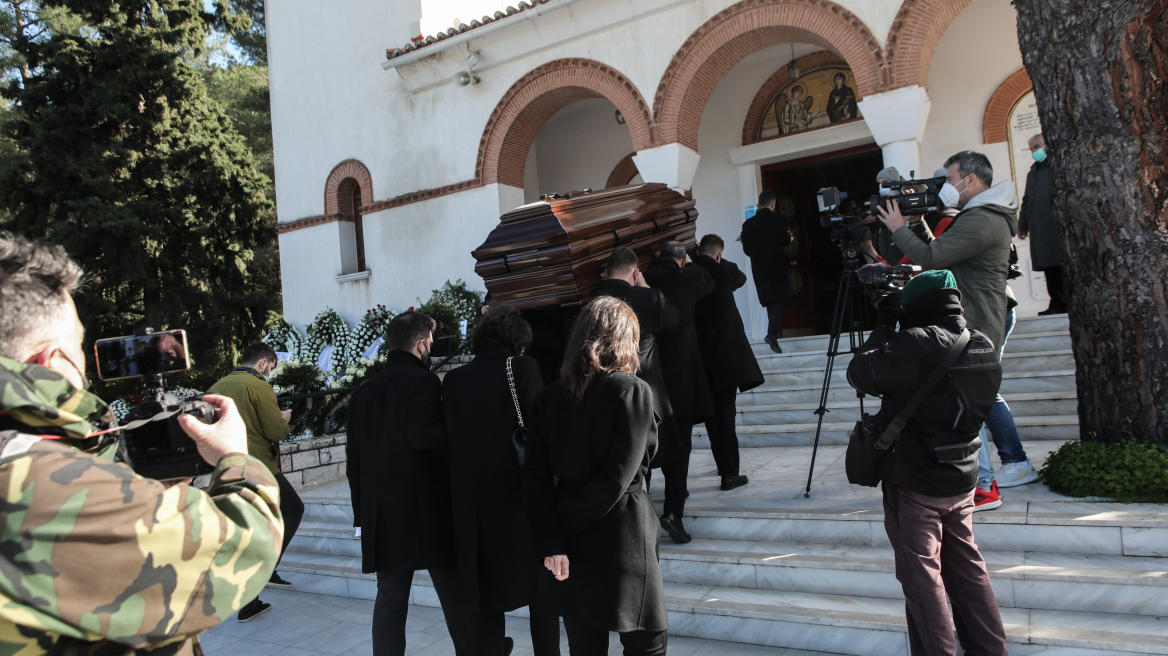 Η Ελλάδα αποχαιρέτησε τον σπουδαίο ζωγράφο Αλέκο Φασιανό