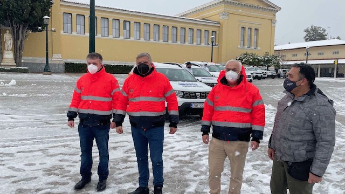 Σε ετοιμότητα από την Περιφέρεια Αττικής 10 οχήματα για τη μεταφορά ασθενών 