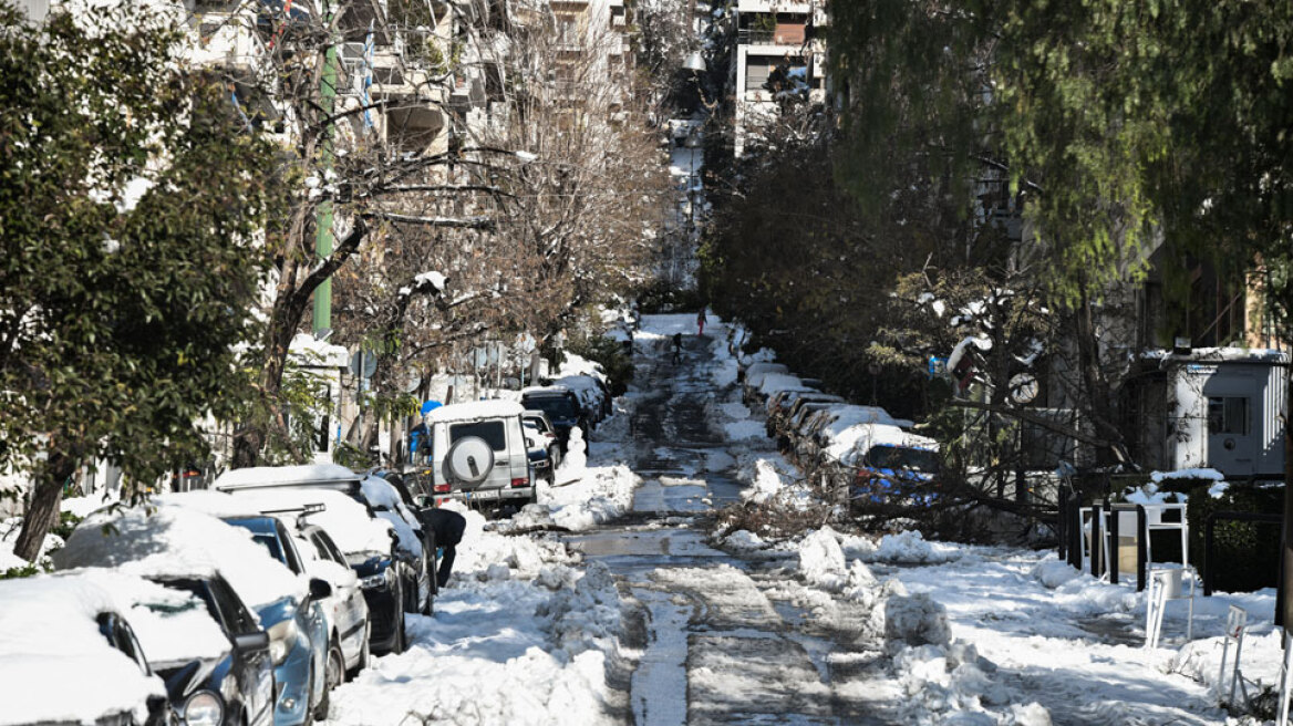 Live update: Λεπτό προς λεπτό ενημέρωση για τα προβλήματα από την κακοκαιρία