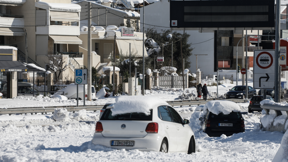 Μηνύσεις και αγωγές κατά της Αττικής Οδού ετοιμάζουν 2.000 πολίτες που εγκλωβίστηκαν