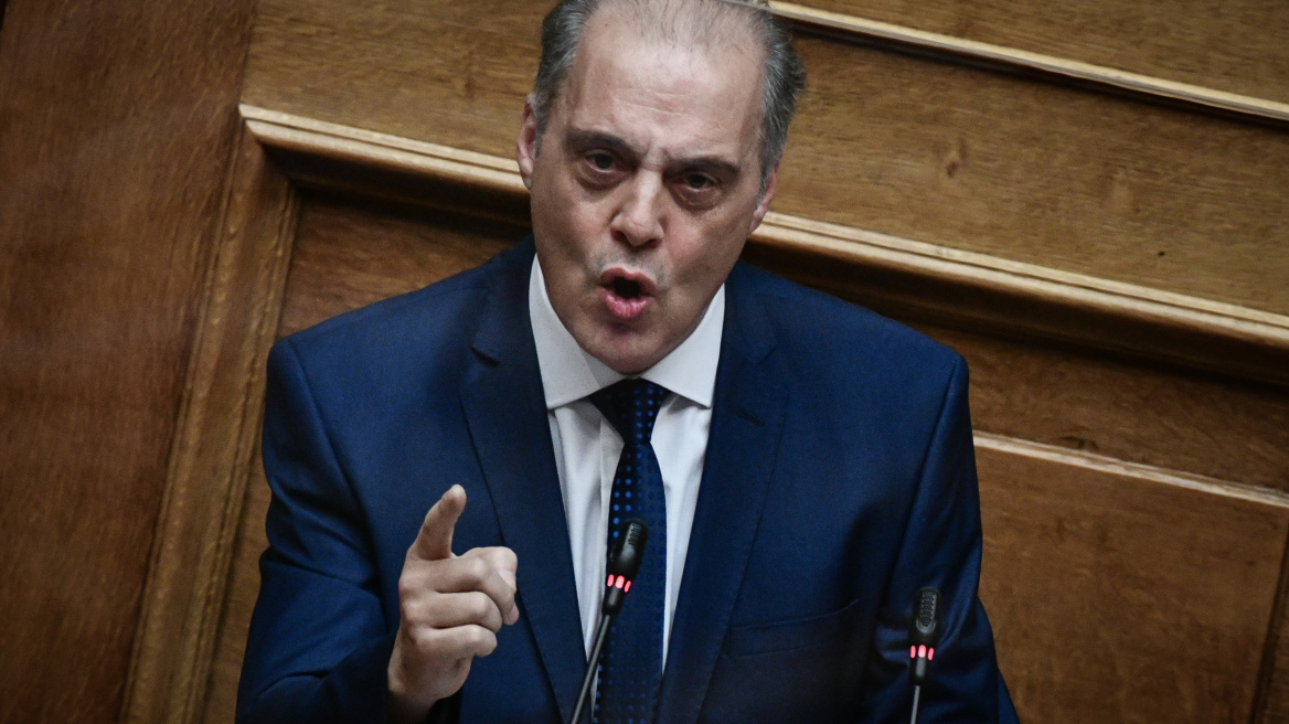 Βελόπουλος: Πολιτικαντισμοί με στημένες κόντρες και στημένα επιχειρήματα με στόχο τη δημιουργία εντυπώσεων