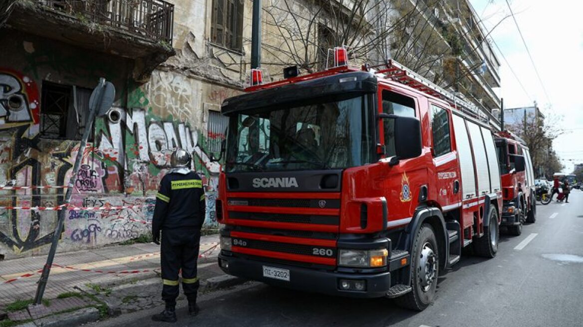 Επίθεση με γκαζάκια στο Ίδρυμα Εθνικού και Θρησκευτικού Προβληματισμού στη Θεσσαλονίκη