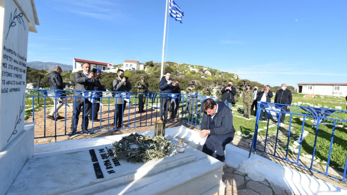 Στεφάνι στο μνημείο της Κυράς της Ρω κατέθεσε ο Μιλτιάδης Βαρβιτσιώτης