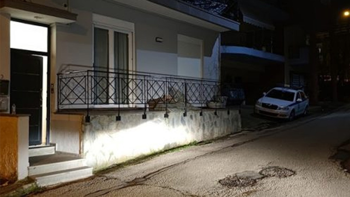 Ιωάννινα: 69χρονος σκότωσε στο ξύλο την 79χρονη γυναίκα του στο σπίτι τους