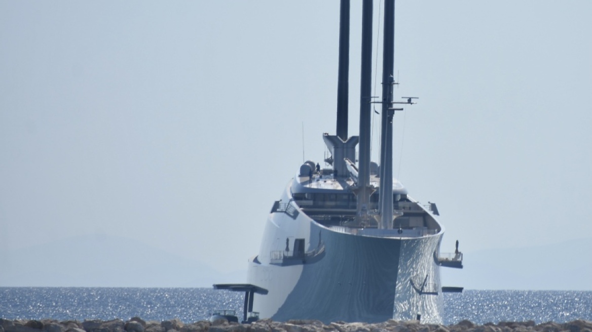 Πόλεμος στην Ουκρανία: Μετά την κατάσχεση του γιοτ του, ο Μελνιτσένκο ζητά κατάπαυση του πυρός