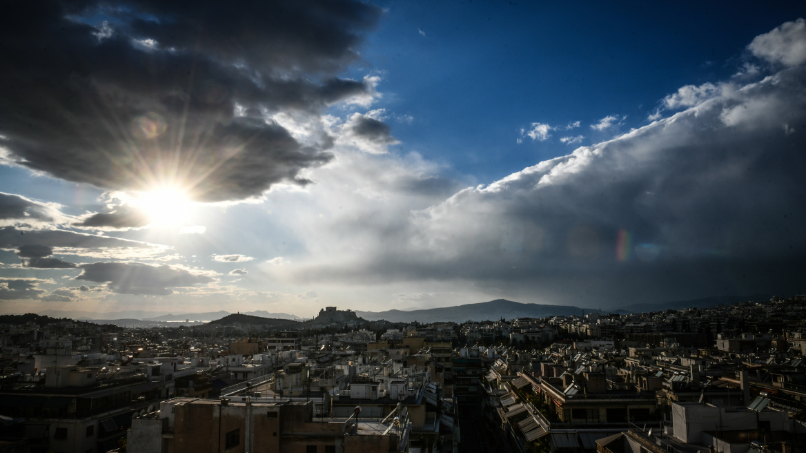 Καιρός: Πρόσκαιρη βελτίωση και άνοδος της θερμοκρασίας σήμερα - Νέα κακοκαιρία από την Πέμπτη