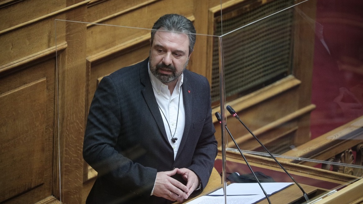 Αραχωβίτης: Αντί να στέλνετε όπλα στην Ουκρανία, να στείλετε κορινθιακή σταφίδα