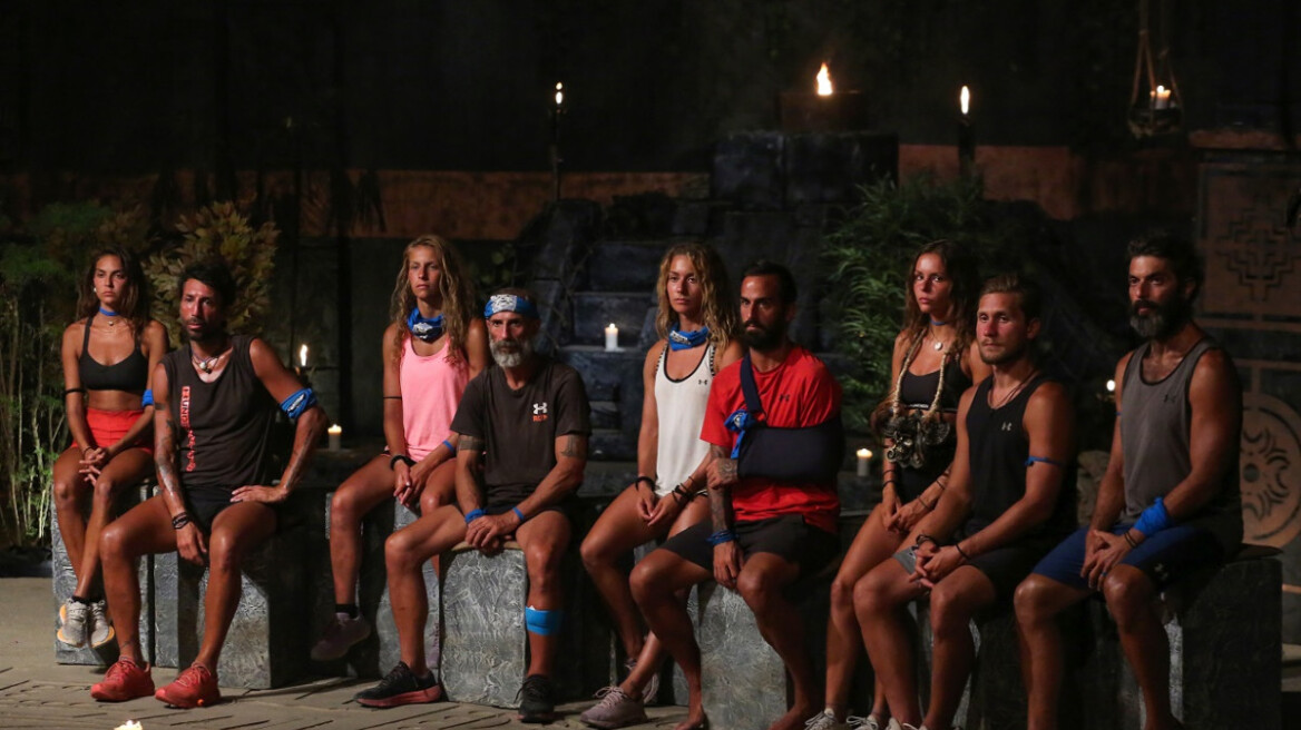 Survivor: Κόκκινη και μπλε ομάδα στη «μάχη» για το έπαθλο επικοινωνίας