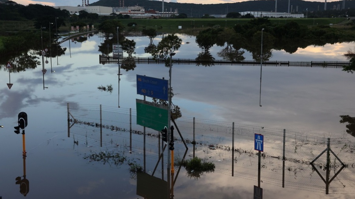 Νότια Αφρική: Τουλάχιστον 443 νεκροί και 63 αγνοούμενοι από τις φονικές πλημμύρες