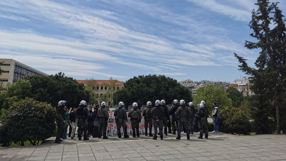 Θεσσαλονίκη: Αποχώρησαν οι αστυνομικές δυνάμεις από το ΑΠΘ