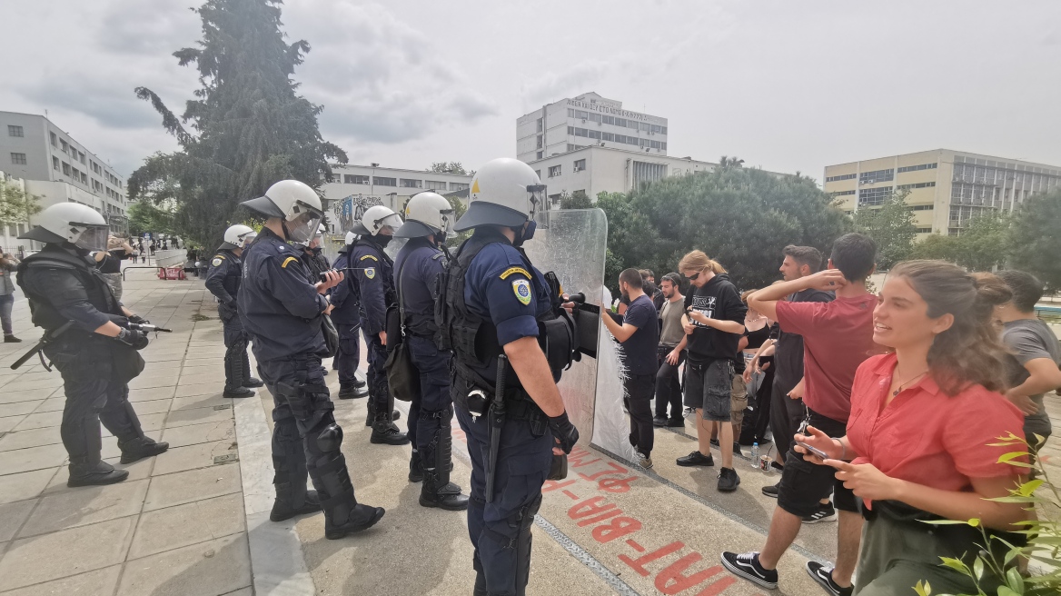 Θεσσαλονίκη: Νέες διαμαρτυρίες κατά της παρουσίας αστυνομικών στο ΑΠΘ