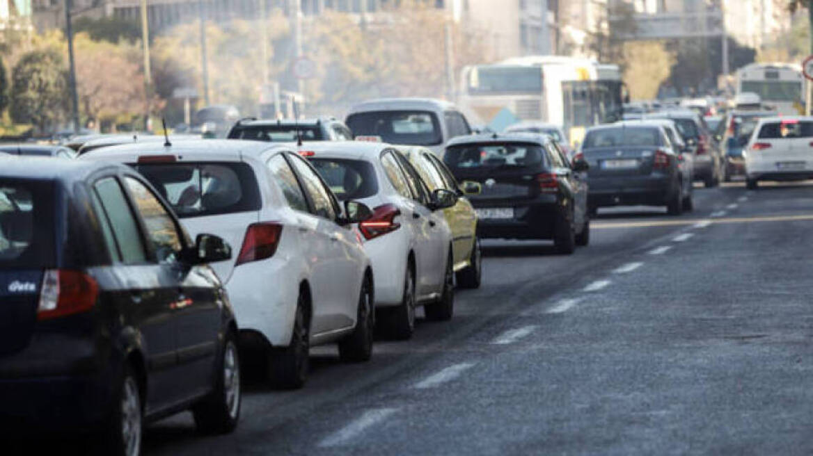 Κίνηση τώρα: Πού καταγράφονται σημαντικές καθυστερήσεις 