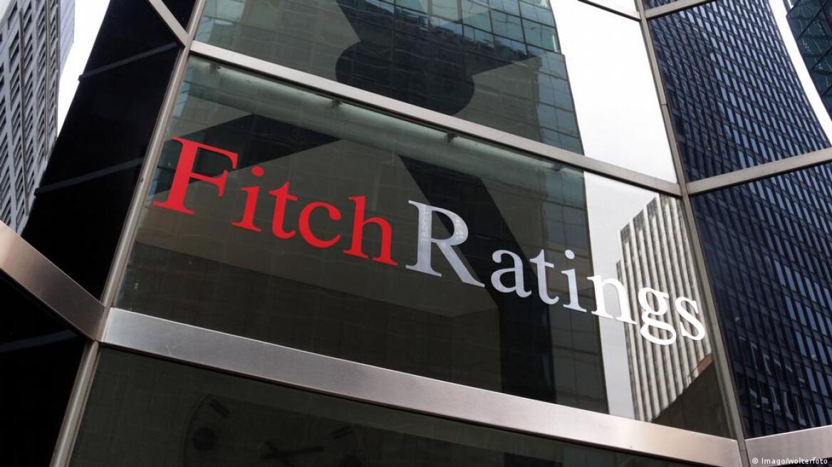 Fitch: Αναβάθμιση για τις ελληνικές τράπεζες - Τι αναφέρει ο οίκος αξιολόγησης