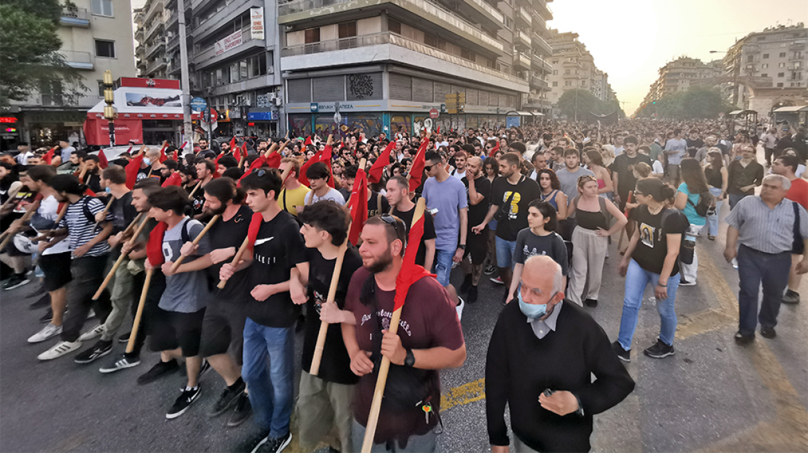 Θεσσαλονίκη: Στους δρόμους οι φοιτητές μετά τα σοβαρά επεισόδια στο ΑΠΘ