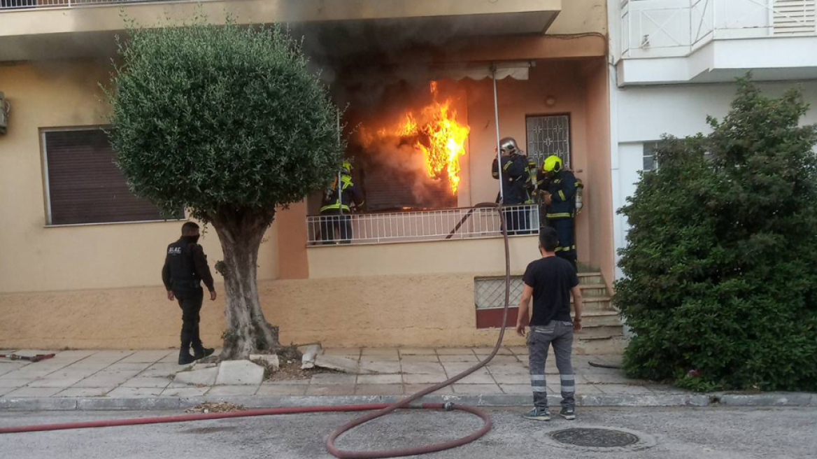 Ηλιούπολη: Φωτιά με έναν νεκρό σε διαμέρισμα