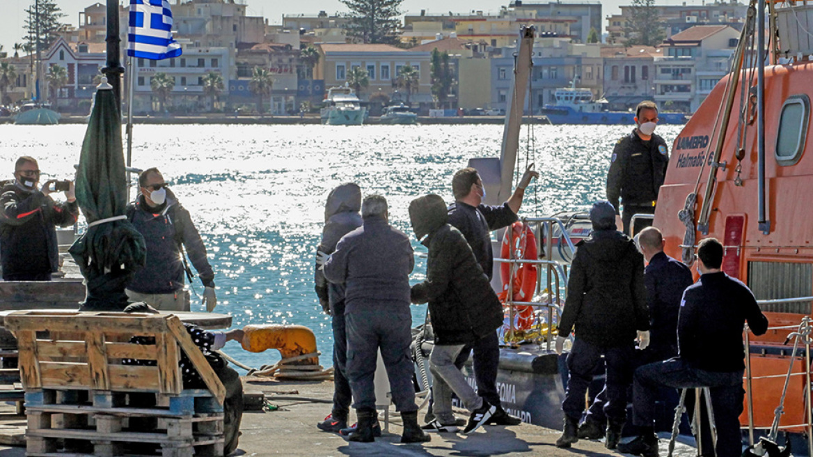 Κύκλοι υπουργείου Εθνικής Άμυνας: «Το καλοκαίρι μπορεί να έχουμε υβριδικού τύπου απειλές στα νησιά και τα σύνορα στον Έβρο»